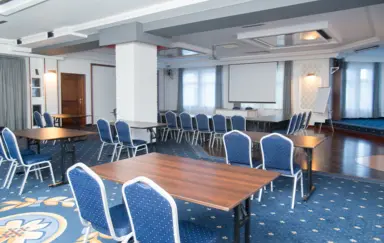 Hotel Złote Dęby - photo 2