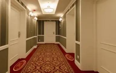 Hol  w Willi  Mała Pieniawa