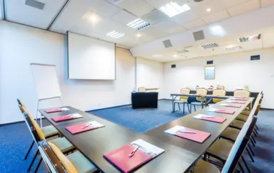 Qubus Hotel Zielona Góra - photo 2