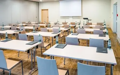 Holimo Hotel Stronie Slaskie sala konferencyjna