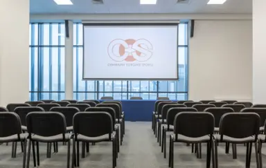 Sala konferencyjna C - ustawienie kinowe