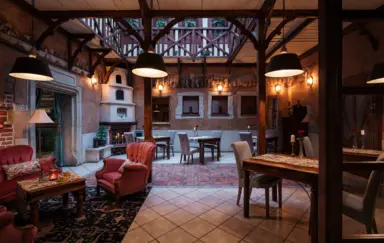 Hotel Zameczek Książ Wielki - zdjęcie 2