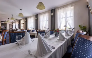 Hotel Diamond Rumia - photo 2