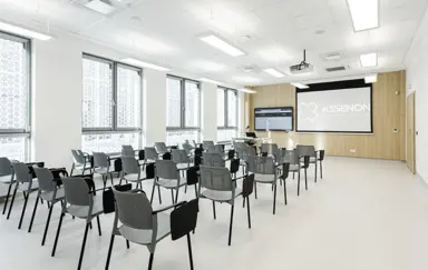 Akcelerator Biznesowy KSSENON Centrum Coworkingu Zory sala konferencyjna