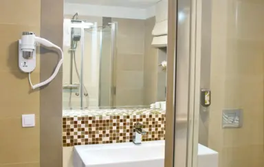 Apartament: łazienka.