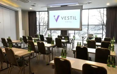 Vestil Hotel Piotrków Trybunalski - zdjęcie 2