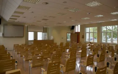 UMK - Collegium Medicum im. Ludwika Rydygiera w Bydgoszczy sala konferencyjna