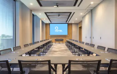 Q Hotel Plus Wrocław Bielany - photo 2