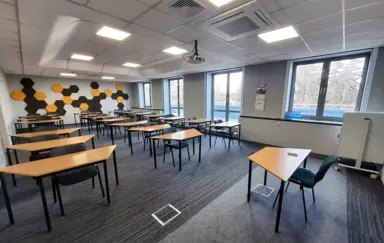 CS Natura Tour Centrum Konferencyjno-Szkoleniowe Warszawa - zdjęcie 2