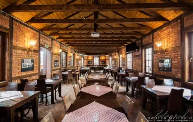 Stara Zajezdnia Kraków by Desilva Kraków restauracja