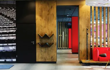 ibis Poznan Polnoc lobby