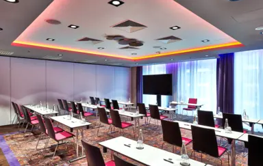 NYX 2 - calssroom style