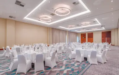 Hilton Warsaw City (dawniej Hilton Warsaw Hotel & Convention Centre) - zdjęcie 4