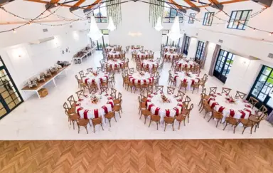 Pastelove Pola Swietochow sala weselna