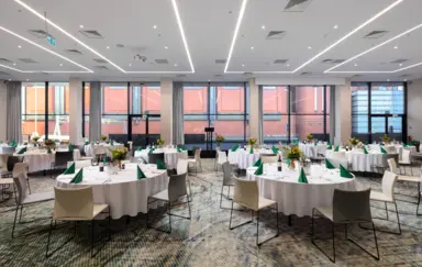 Novotel Poznań Centrum - photo 2