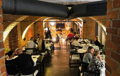 Dworek New Restaurant Bielsko-Biala sala