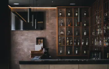 Reflections Bar & Restaurant