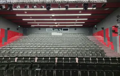 Bialolecki Osrodek Kultury Glebocka 66 Warszawa sala widowiskowa