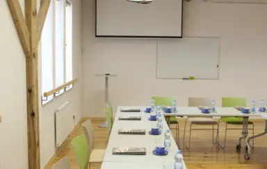 Międzynarodowe Centrum Spotkań Młodzieży Toruń sala konferencyjna