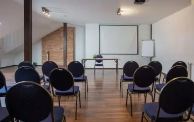 Dwor Klembow sala konferencyjna