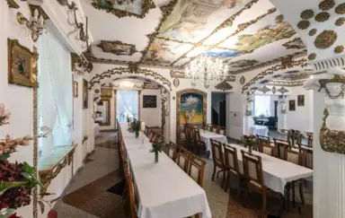 Palac Tarnowskich Ostrowiec Swietokrzyski sala bankietowa