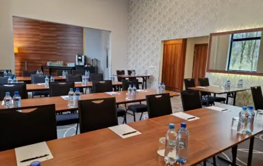 Warsaw Plaza Hotel Sala Pik