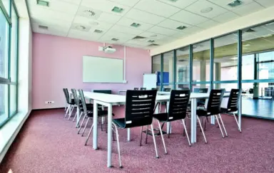 Olsztyński Park Naukowo-Technologiczny sala konferencyjna