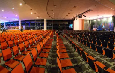 konferecja zasiadana