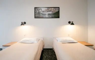 Hotel Hellon Środa Śląska pokój