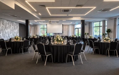 Natural Hotel w rezerwacie przy plaży na wyspie Basen & Spa - zdjęcie 4