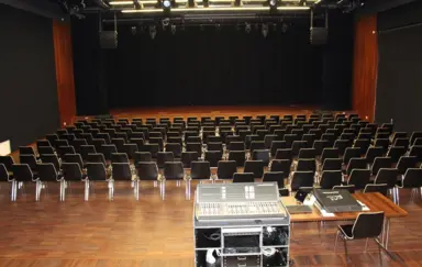 Centrum Rozwoju Kultury Fizycznej Akwen Czerwonak sala widowiskowa