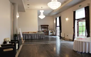 Hotel Nad Stawem Rosiejow sala bankietowa