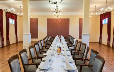 Ośrodek Rekreacyjno-Szkoleniowy w Cierszewie sala konferencyjna