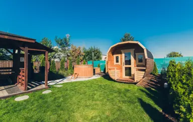 Hotel i Restauracja Pod Jesiotrem Łabiszyn bania