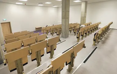 Akademia Humanistyczno-Ekonomiczna w Łodzi - zdjęcie 2