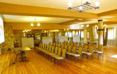Restauracja i Hotel Rycerski - zdjęcie 2
