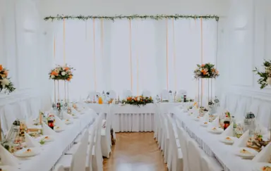 Stado Ogierów w Bogusławicach Sala Pałacowa