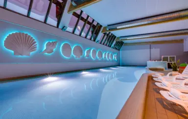 Hotel Aurora Family & SPA Basen