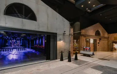 Wejście do sali Gimlet