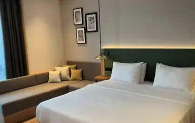 Hilton Garden Inn Radom - Pokój typu King z sofą