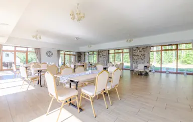 Źródło Raduni Kaszuby Sala w Chmielnie