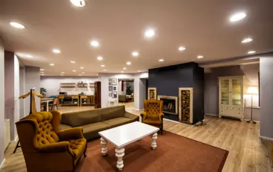 Salon Towarzyski Mostowa - zdjęcie 2