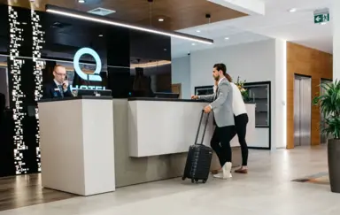 Q Hotel Plus Katowice - photo 2