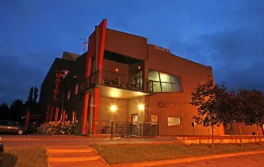 Hotel Altamira - photo 4