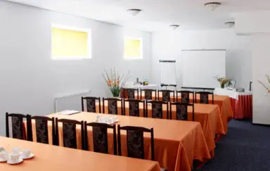 Hotel Merkury - OBIEKT ZAMKNIĘTY - zdjęcie 2