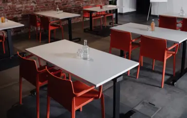 Mińska 75 - Młody Grochów Bistro & Event