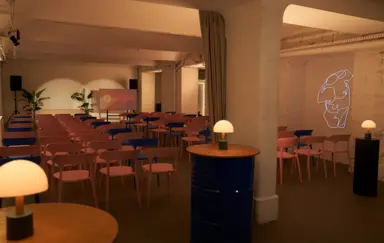 Studio Up! Olimpia 311m2 Sala Główna