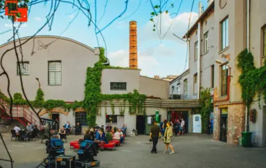 Mała Warszawa - art & business - photo 2