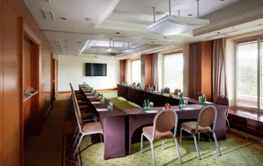 Regent Warsaw Hotel - photo 2