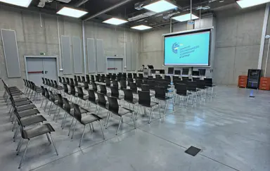 sala konferencyjna w układzie A+B